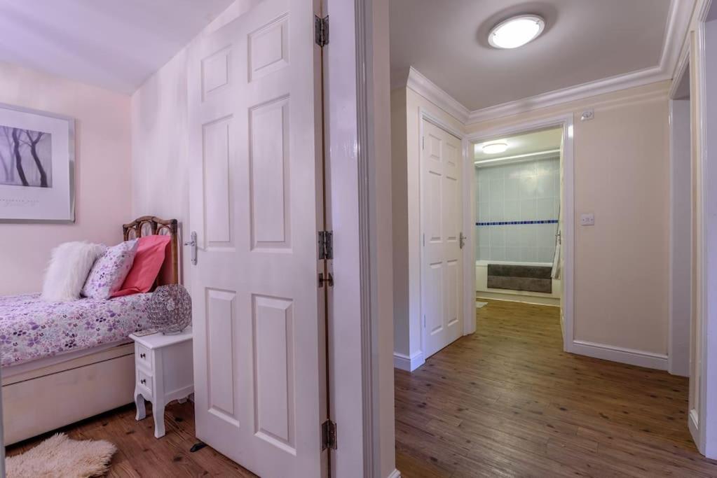 Ingledale Apartment, Ingleton, Yorkshire Dales National Park, Famous Three Peaks, Near The Lake District, Pets Are Welcome Ingleton  Eksteriør billede