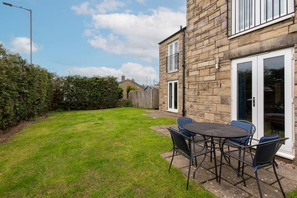 Ingledale Apartment, Ingleton, Yorkshire Dales National Park, Famous Three Peaks, Near The Lake District, Pets Are Welcome Ingleton  Eksteriør billede