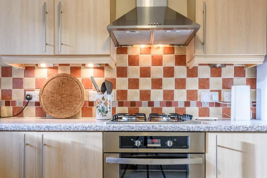 Ingledale Apartment, Ingleton, Yorkshire Dales National Park, Famous Three Peaks, Near The Lake District, Pets Are Welcome Ingleton  Eksteriør billede